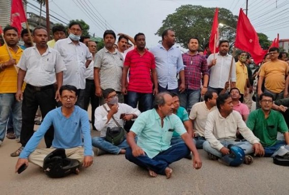 Attack on a CPI-M activist at Amtali bypass : CPI-M gheraoed Police Headquarter demanding stern action against miscreants Attack on a CPI-M activist at Amtali bypass : CPI-M gheraoed Police Headquarter demanding stern action against miscreants